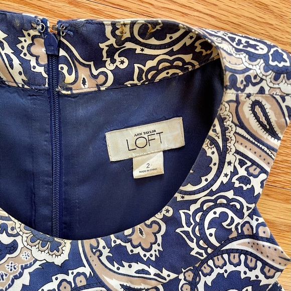 LOFT Paisley Shift Dress - Picture 5 of 5